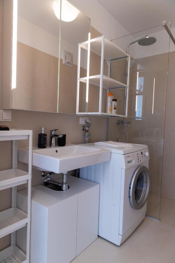 Maureen Lovely 2 Bedroom Unit With Community Pool Βιέννη Εξωτερικό φωτογραφία