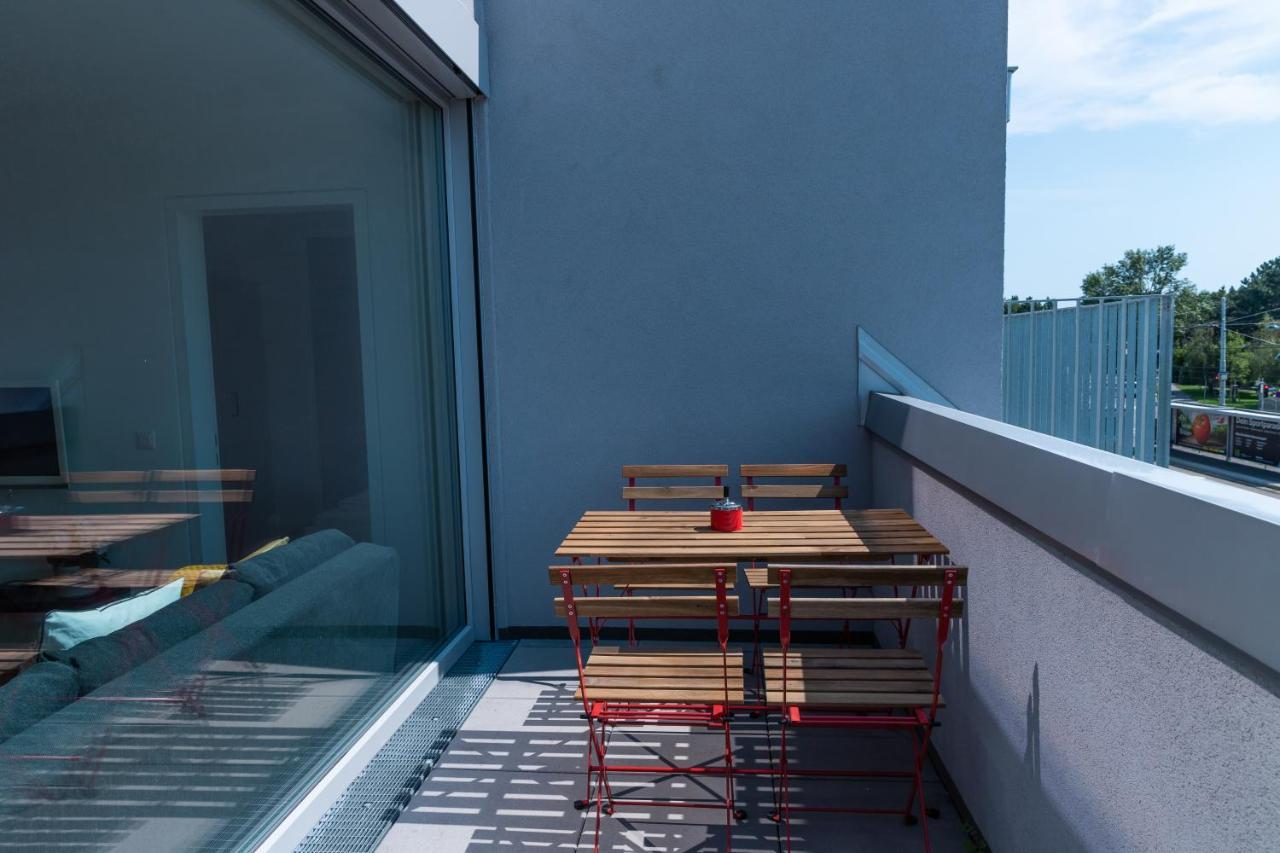 Maureen Lovely 2 Bedroom Unit With Community Pool Βιέννη Εξωτερικό φωτογραφία