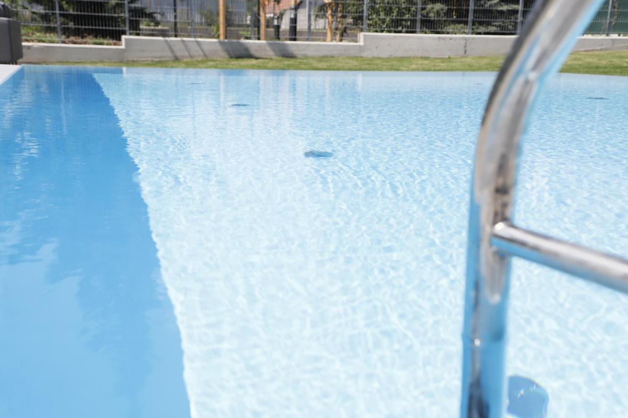 Maureen Lovely 2 Bedroom Unit With Community Pool Βιέννη Εξωτερικό φωτογραφία